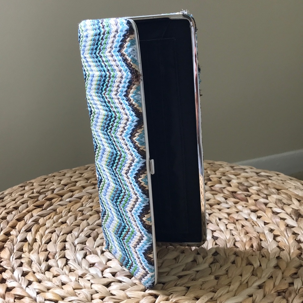 WALLET.